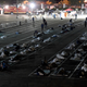 Personas sin hogar practicando distanciamiento social en un “refugio temporal” montado en un estacionamiento de Las Vegas. Marzo de 2020.
